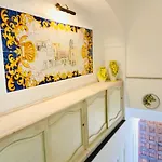 펜션 Casa Pippo 2 아나카프리